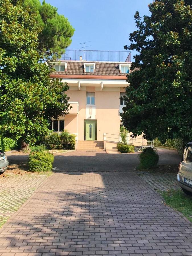 Appartamento Charming In 47 Sqm With Balcony Parking *