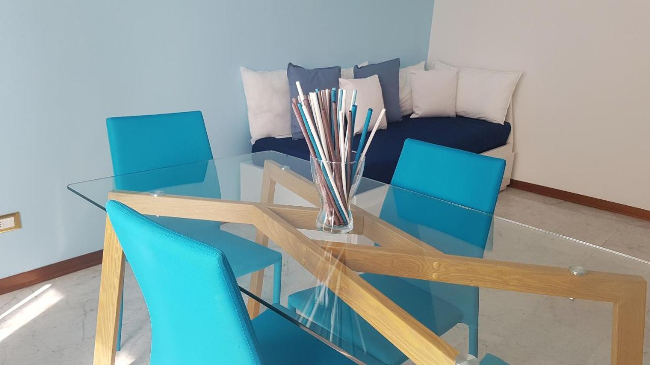 Charming In 47 Sqm With Balcony Parking Appartamento *